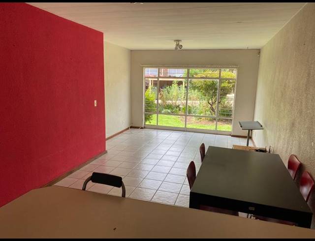 2 BEDROOM TOWNHOUSE FOR SALE IN BRACKENDOWNS